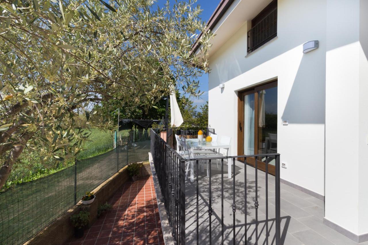 1 - Villa Is Orrosas - Apartments 1 - Sa Crai Apartments Sardinian Experience ロッツォラーイ エクステリア 写真